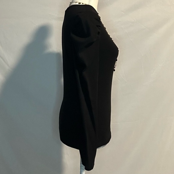 Tops/T-Shirts/Tanks👚 - 2 for $20 or 3 for $30 (Mix & Match) - Picture 4 of 6